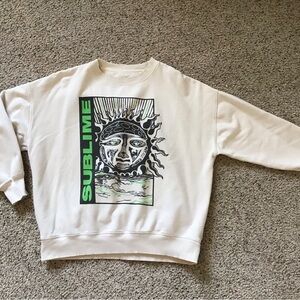 American Eagle Outfitters Cream Graphic Sweatshirt